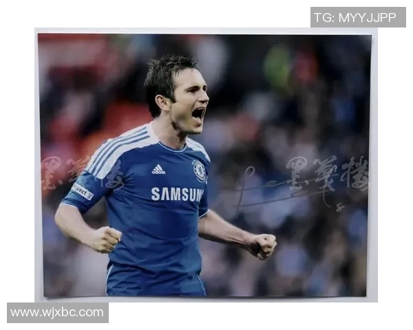 时尚足球明星短发型大全展示个性魅力与运动风范